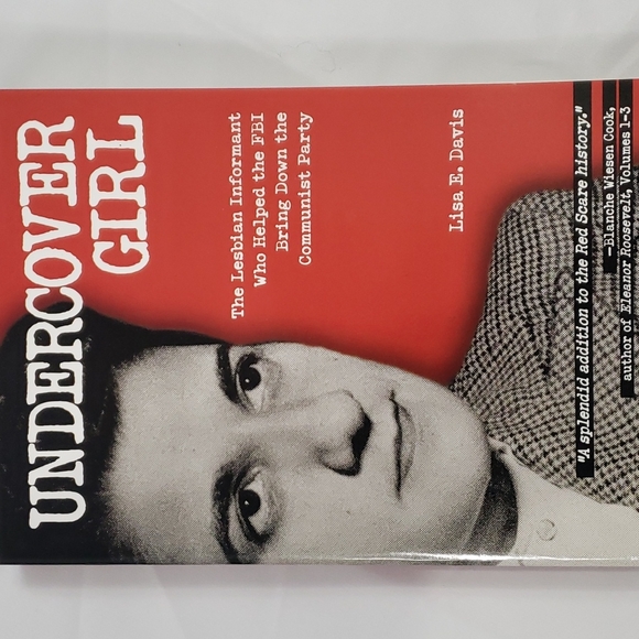 Undercover Girl book - Picture 1 of 3